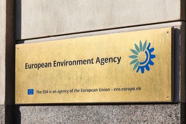 French draft law on fashion practices backed by 65 EU organisations